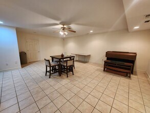 2503 Wilpar Dr in Greensboro, NC - Building Photo - Building Photo