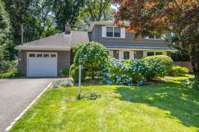 property at 19 Severin Pl