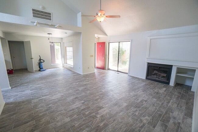 3781 Cedar Ridge Dr in Norman, OK - Building Photo - Building Photo
