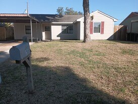 718 Champs St in Channelview, TX - Building Photo