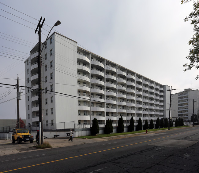 Argyle Apartments in Hamilton, ON - Building Photo - Building Photo