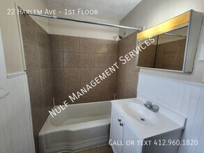 22 Harlem Ave in Mckees Rocks, PA - Building Photo - Building Photo