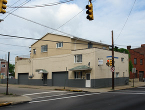 200 Taylor St in Pittsburgh, PA - Building Photo - Building Photo