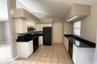 305 Mormanno Way in Kissimmee, FL - Building Photo - Building Photo