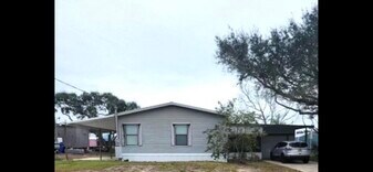 272 Pizarro Rd in St. Augustine, FL - Building Photo