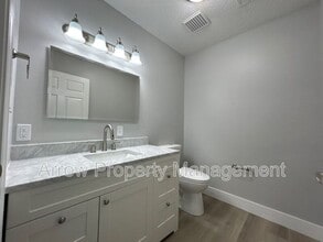 1013 14-4 in Wamego, KS - Building Photo - Building Photo