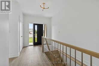 3836 Nigh Rd in Fort Erie, ON - Building Photo - Building Photo