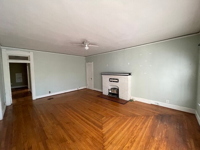 1910 Myrtle Ave in Mobile, AL - Building Photo - Building Photo