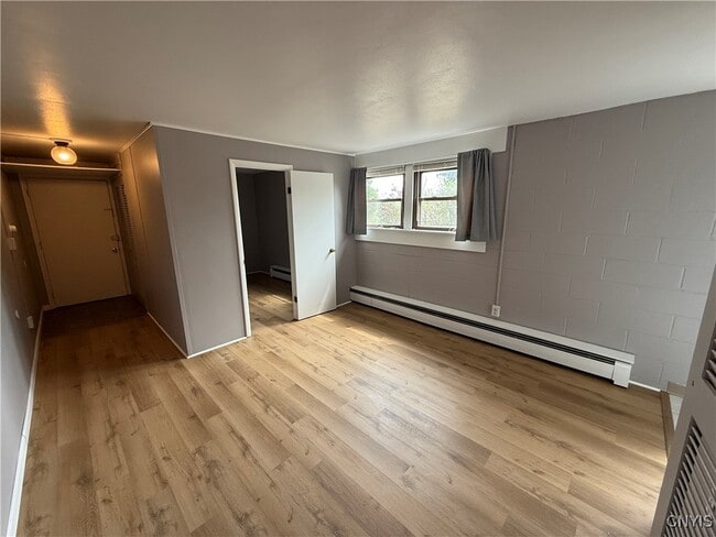 120 Hasbrouck St in Syracuse, NY - Building Photo - Building Photo