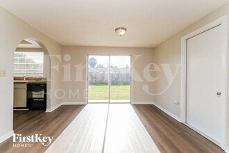 1007 Coldstream Ct in Tarpon Springs, FL - Building Photo - Building Photo