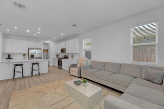 20704 John Gill Dr in Manor, TX - Building Photo - Building Photo