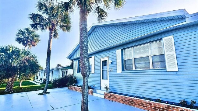 property at 124 Boynton Blvd