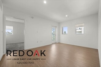 11405 Chandler Blvd in North Hollywood, CA - Building Photo - Building Photo