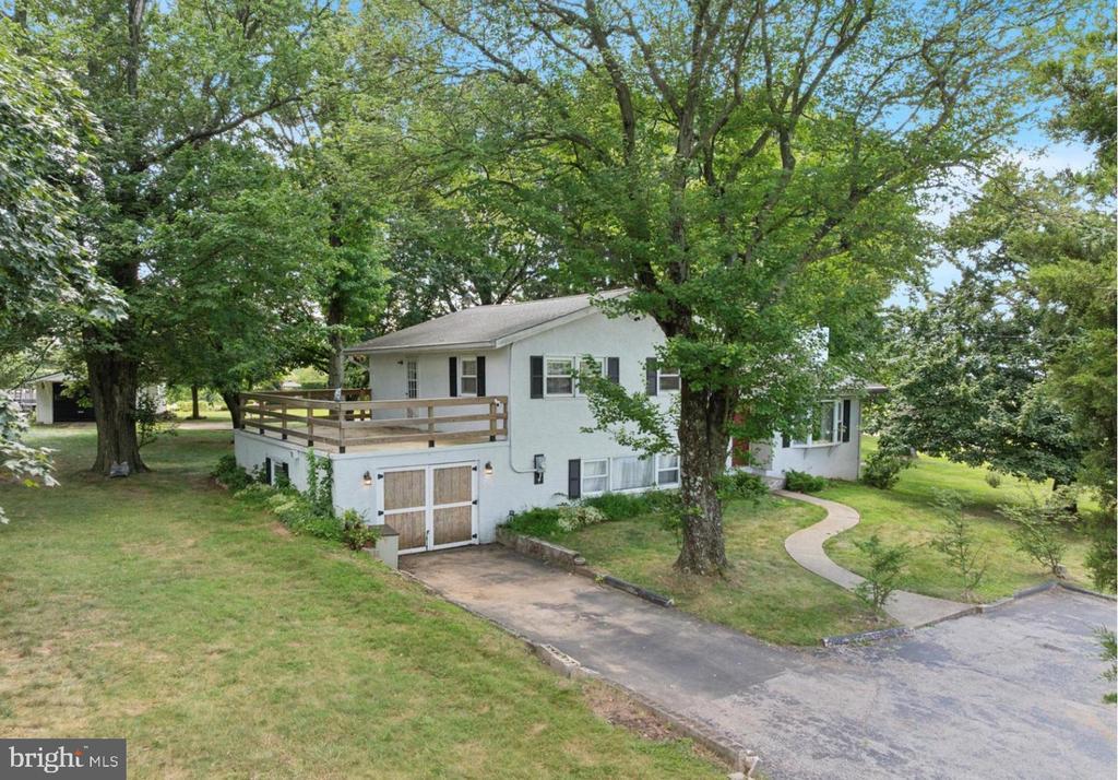 3334 Germantown Pike in Collegeville, PA - Building Photo