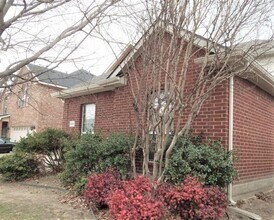 8400 Lonesome Spur Trail in McKinney, TX - Building Photo - Building Photo