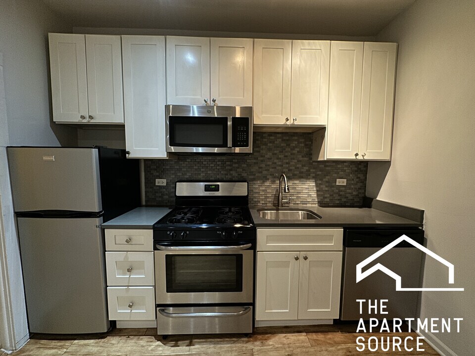 2832 W Palmer St, Unit GDN4 in Chicago, IL - Foto de edificio