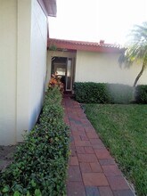 753 Sorrento Inlet in Nokomis, FL - Building Photo - Building Photo