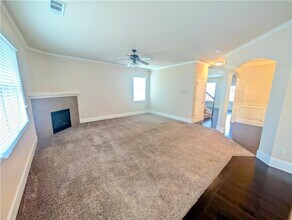 690 Collingsworth Ln NE in Lawrenceville, GA - Building Photo - Building Photo