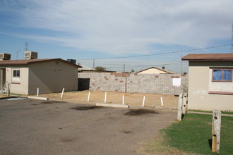 825 S 30th Ave in Phoenix, AZ - Building Photo - Building Photo