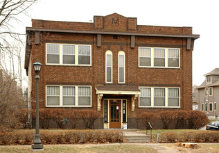 1664 Selby Ave in St. Paul, MN - Building Photo - Building Photo