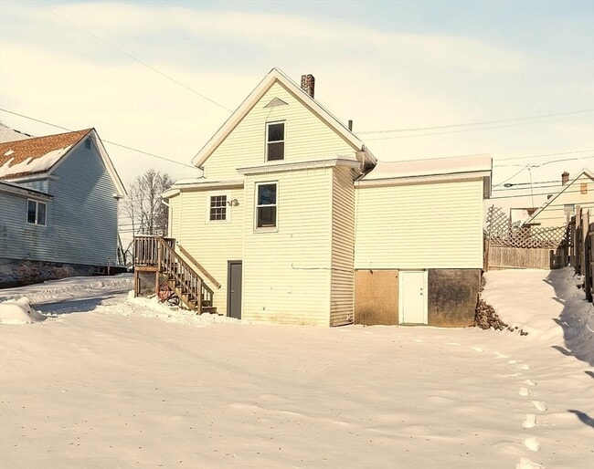 88 Baker St in Gardner, MA - Foto de edificio - Building Photo