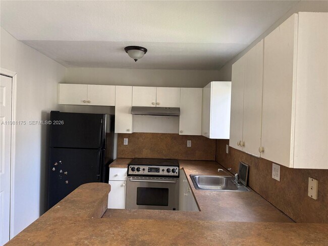 2920 SE 13th Rd in Homestead, FL - Building Photo - Building Photo