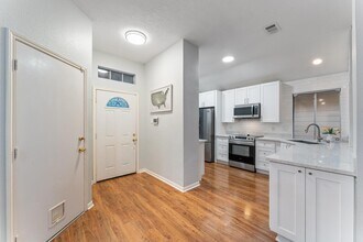 7764 Park Falls Dr in Houston, TX - Building Photo - Building Photo