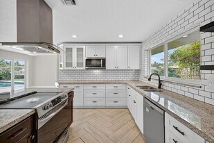 1460 NE 57th Ct in Fort Lauderdale, FL - Building Photo