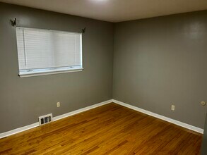 1643 Fairview Ave in Royal Oak, MI - Building Photo - Building Photo