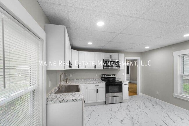 25 Pearl St in Bangor, ME - Building Photo - Building Photo