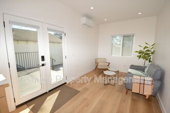 676 Doris Ave in Oxnard, CA - Building Photo - Building Photo