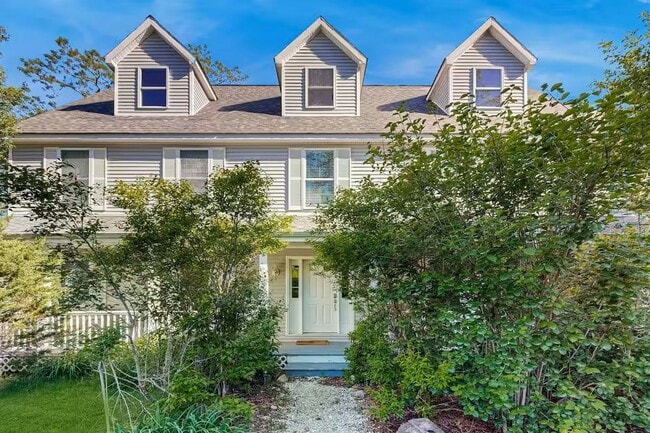 property at 18 Charles Ln