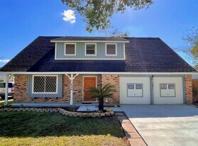 11606 Sagehurst Ln in Houston, TX - Building Photo