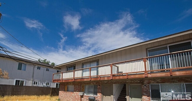 property at 1131 Parkview St