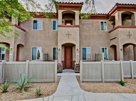 20025 N 20th St in Phoenix, AZ - Building Photo