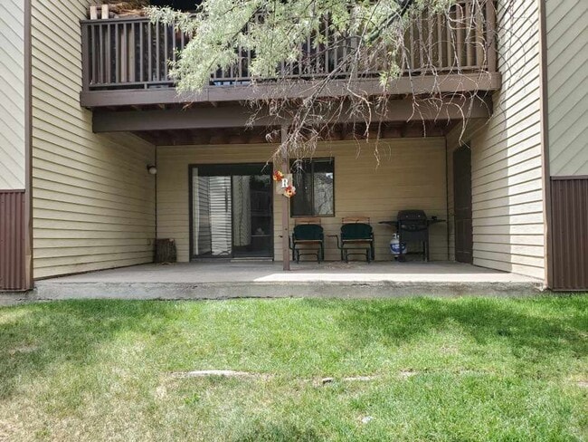 property at 1206 Avenida Del Sol