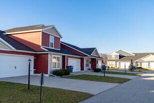 Perry Creek Townhomes - Midland, MI