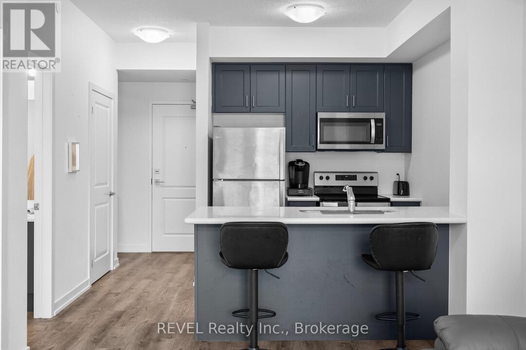 5055 Greenlane in Lincoln, ON - Building Photo