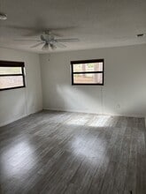 2409 Almond Dr in Tallahassee, FL - Building Photo - Building Photo