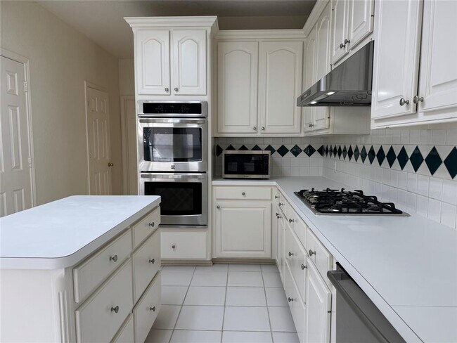 17414 Fountainview Cir in Sugar Land, TX - Building Photo - Building Photo