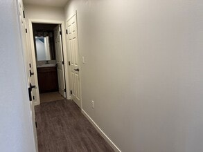 7415 Saddlebrook Lp in Yakima, WA - Building Photo - Building Photo