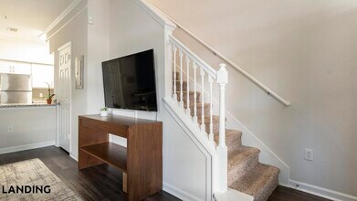 2801 Biltmore Park Dr, Unit 14-107 in Orlando, FL - Building Photo - Building Photo