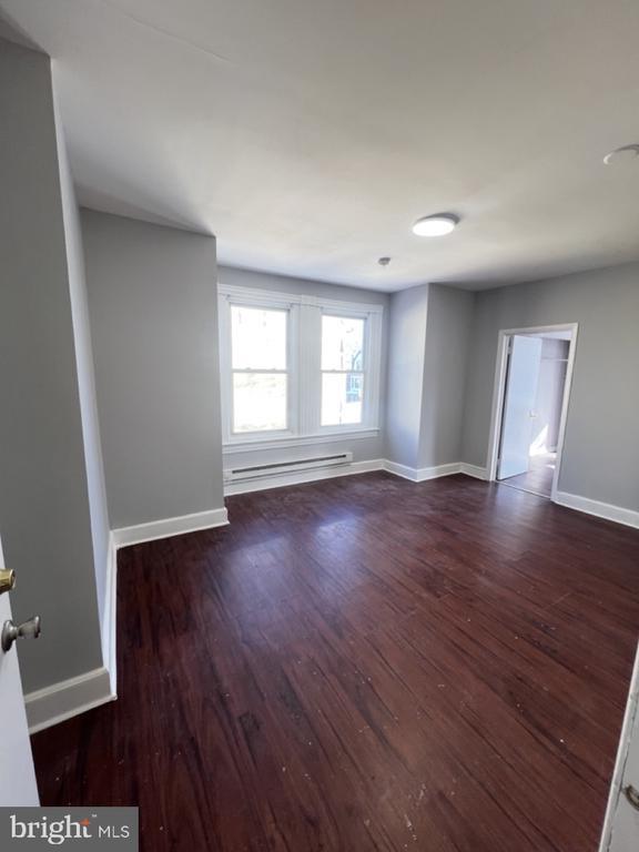 125 W Logan St in Philadelphia, PA - Building Photo - Building Photo