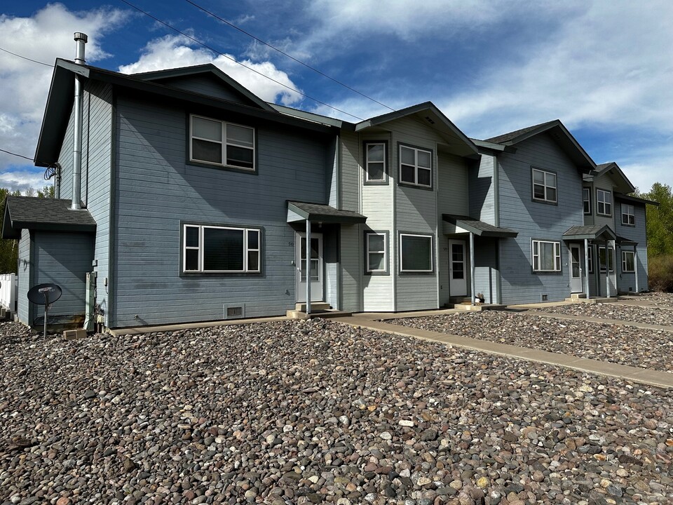 32 Pine St in Del Norte, CO - Building Photo