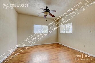 941 Conejos St in Colorado Springs, CO - Foto de edificio - Building Photo