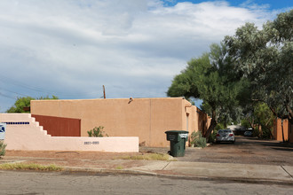 4325-4335 E Fairmount St in Tucson, AZ - Foto de edificio - Building Photo