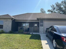 5524 Sweetgum Cir in Columbia, MO - Building Photo