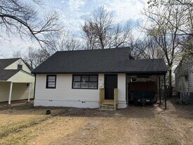 412 W 51st St in North Little Rock, AR - Building Photo