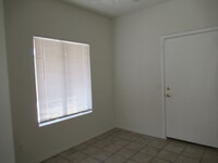 877 E Madeline Dr in Chandler, AZ - Building Photo - Building Photo