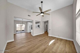 3941 E Cat Balue Dr in Phoenix, AZ - Building Photo - Building Photo